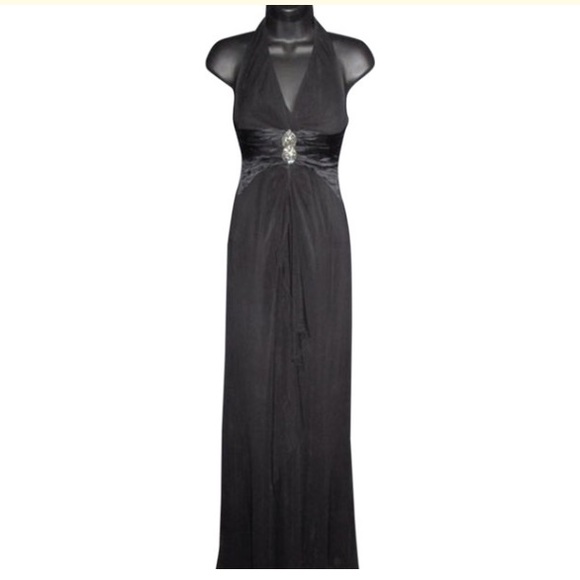 Kay Unger Gown